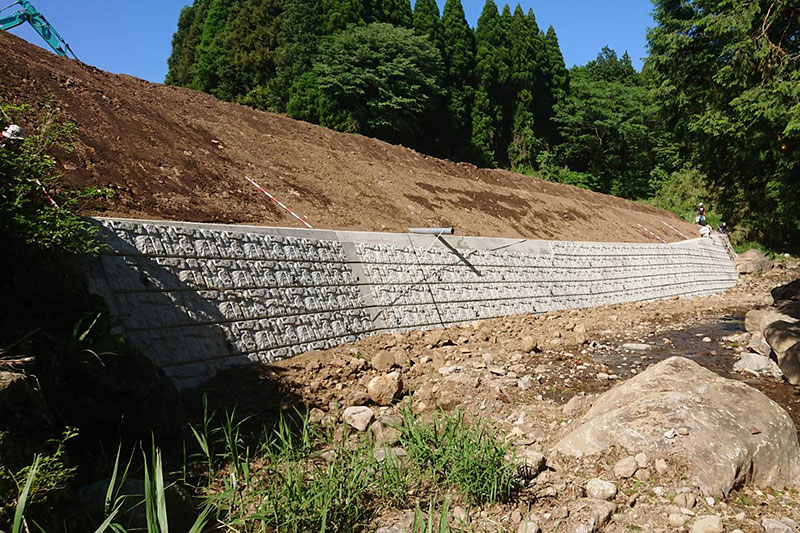 葛目川河川災害復旧工事